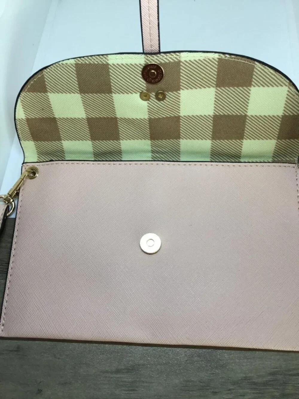 Pink Textured Flap Wristlet with Decorative Magnetic Snap Closure NWOT